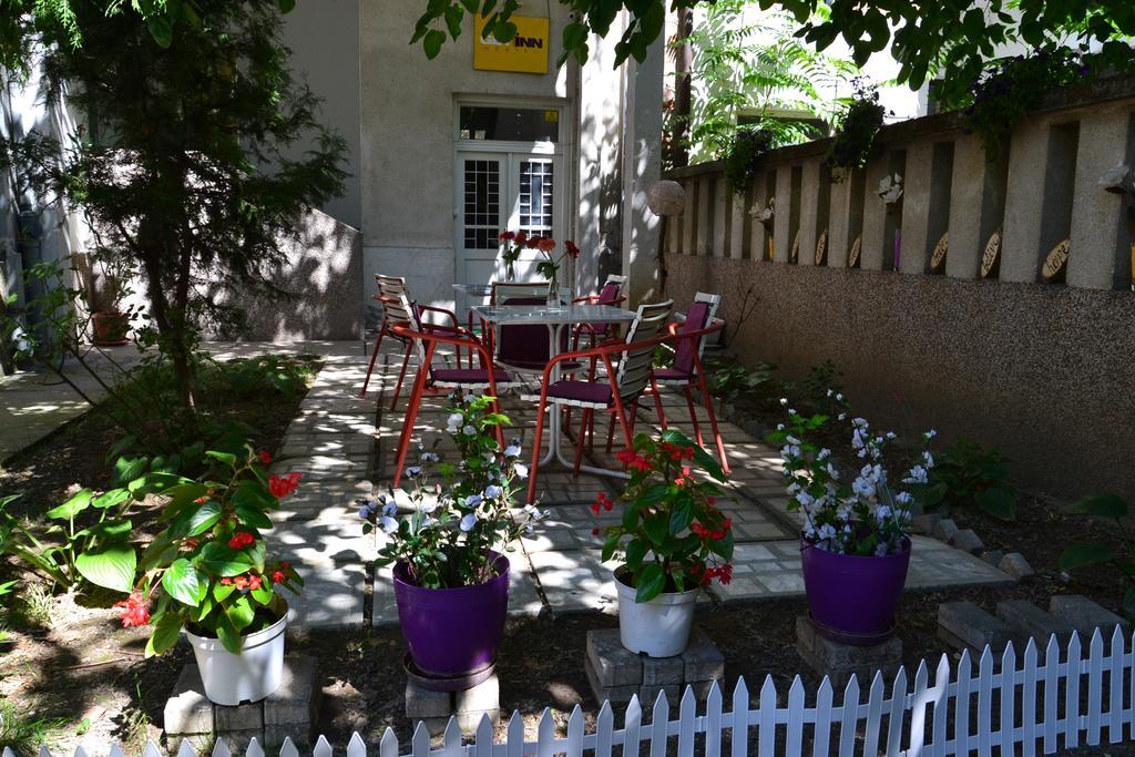 Get Inn Skopje Hostel ภายนอก รูปภาพ